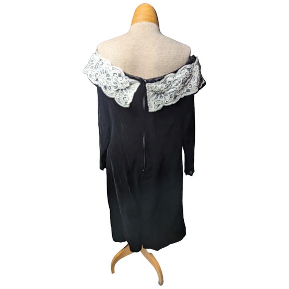 Vtg 1980s Black Velvet Off the Shoulder Lace Trim Long Sleeve Midi Dress L 12 - Picture 3 of 4